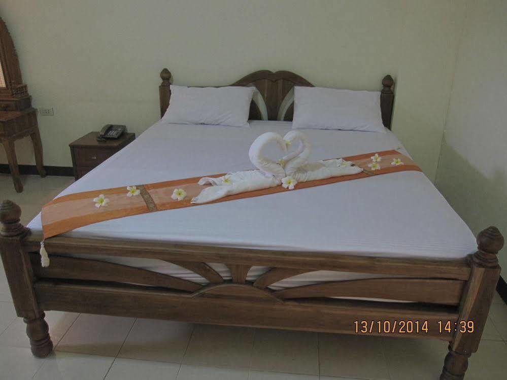 Veerasuda Condotel Ratchaburi Buitenkant foto